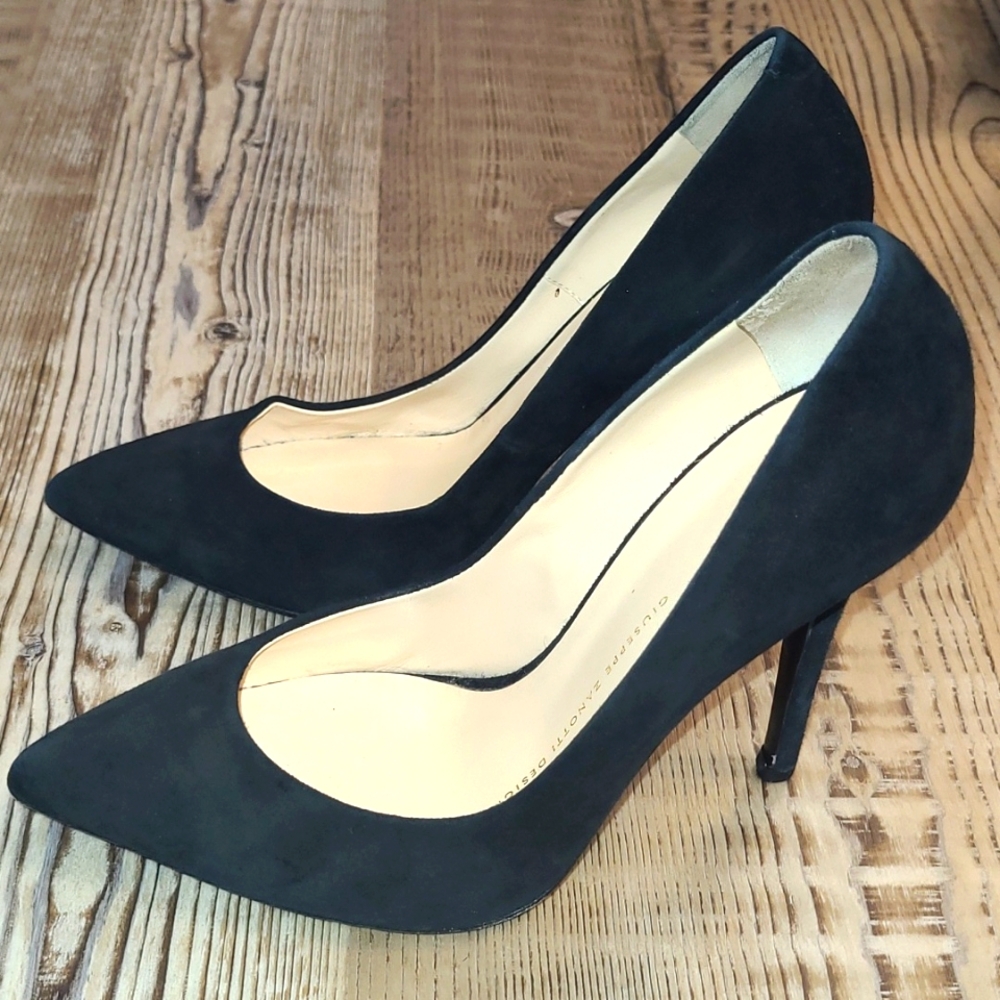 Giuseppe Zanotti Design Black Suede Heels